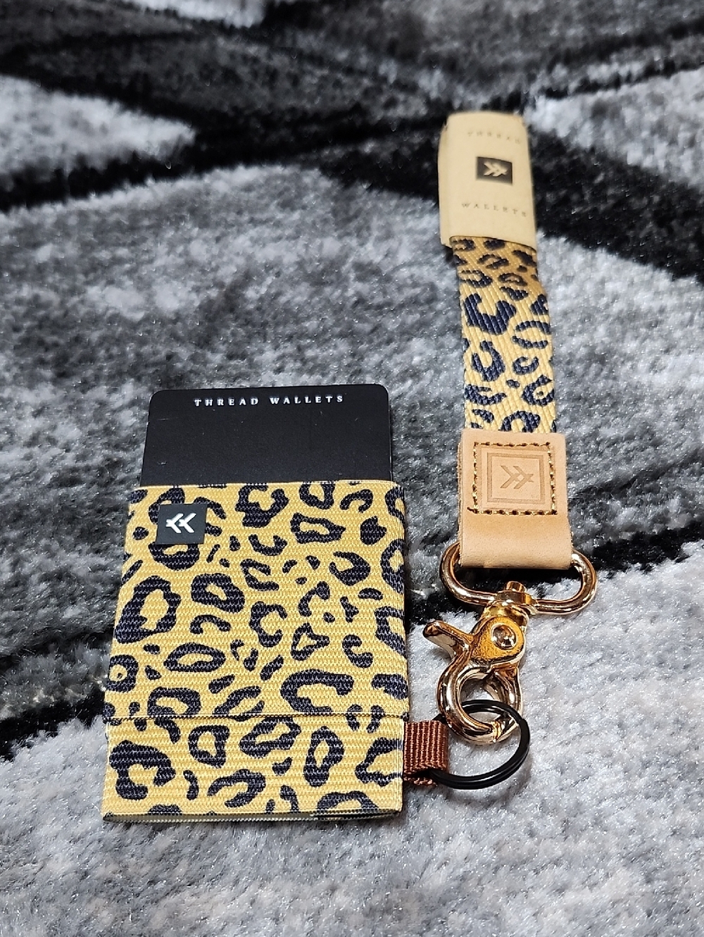 THREAD WALLETS LEOPARD PRINT WRISTLET & MATCHING CARD HOLDER BUNDLE